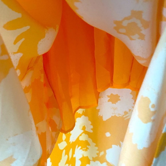 Brand new SAMSOE SAMSOE Floral MIDI Dress - Picture 6 of 7